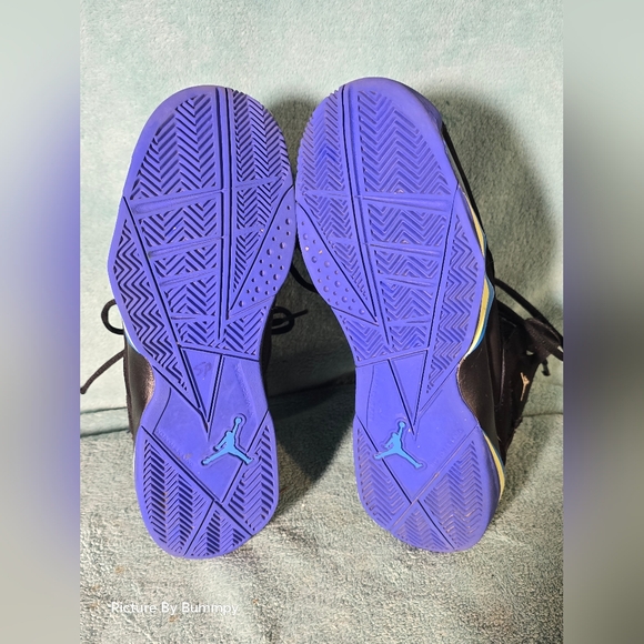 Jordan True Flight Basketball Shoes - Picture 6 of 7